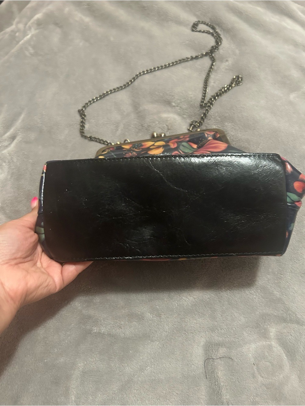 Patricia Nash Black Floral Kisslock Shoulder Bag with Red and Orange Blooms - Picture 2 of 6